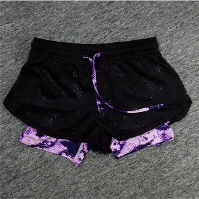 Спортивные женские шорты