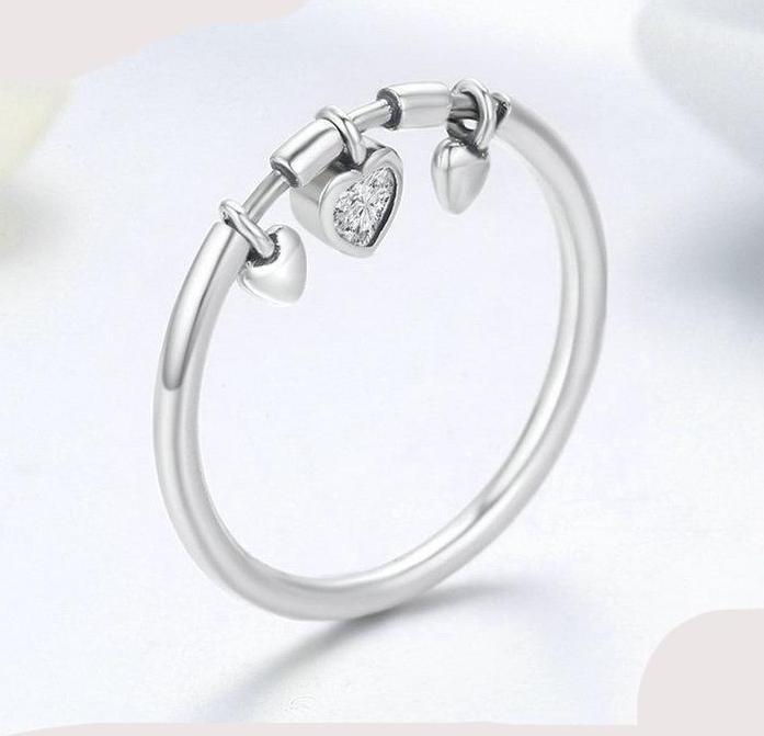 Серебряное кольцо
