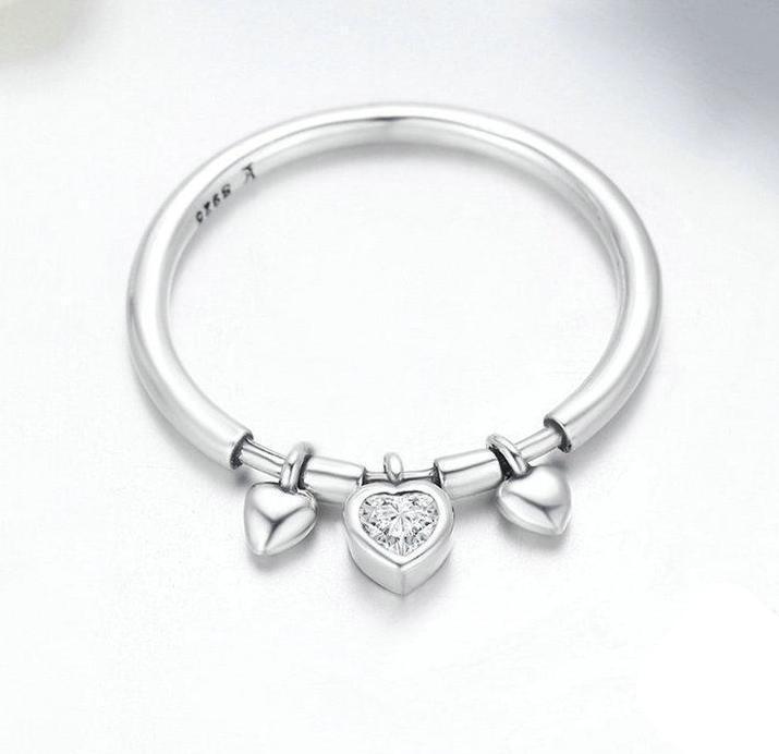 Серебряное кольцо