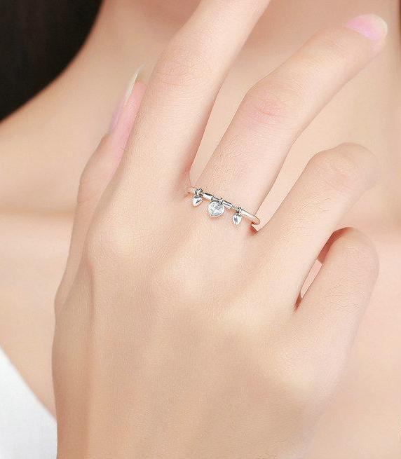Серебряное кольцо